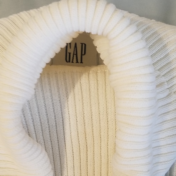 Two ribbed turtlenecks - Picture 3 of 4